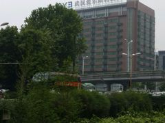 -武汉大学附属爱尔眼科医院(湖北总院)