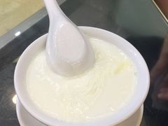 -义顺牛奶公司(庇利金街店)