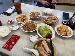 -黄亚细肉骨茶(仰光路店)