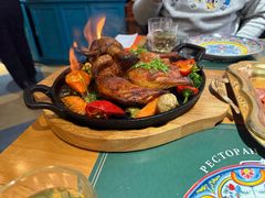 -米德维奇俄式西餐厅(西六道街店)