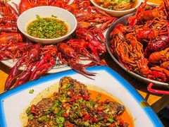 -李双猪·小龙虾·烧烤·羊肉煲(乐山店)