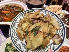 -霄汉牛三鲜湖北砂锅菜(万松园2店)