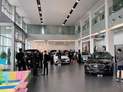 -奔驰上海利星(七宝店)