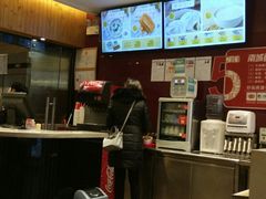 -南城香·饭香串香馄饨香(青年路店)