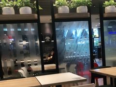 大堂-肯德基(美兰机场店)