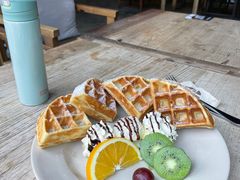 水果冰淇淋松饼-漫咖啡 (CCPAPK店)