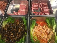 -海吃海喝海鲜烤肉餐厅