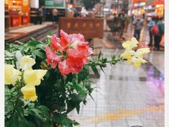 -八一好吃街·高品美食广场