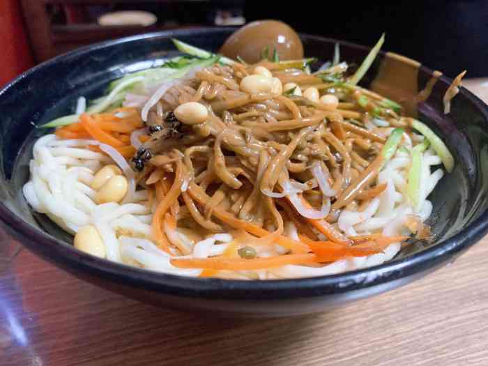 大姨捞面(新安花园店)-"网红店,路上的时候还碰到一个天津阿姨(天.