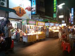 -六合夜市