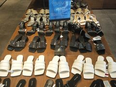 -URBAN REVIVO(大信新都汇店)