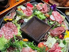 -ins森林童话餐厅coffee&bistro