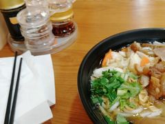 -鑫花溪牛肉米粉(凤凰街创始总店)