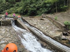 -安吉龙王山峡谷漂流