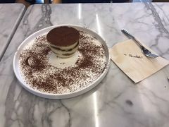 -Bracket Coffee(银河SOHO店)