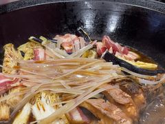 -边江铁锅炖鱼(振八街店)