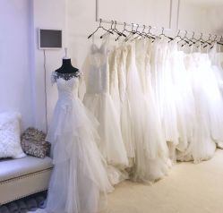 鱼尾-Flora婚纱礼服定制租赁店
