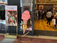 门面-VENCHI 闻绮(上海佛罗伦萨小镇店)