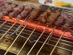 -哈尔滨小酒馆·鲜肉现穿自助烧烤(康新花园店)
