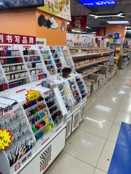 -百荣二期玩具城