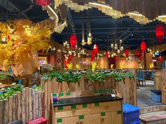 -老滇山寨•云南特色菜•地方菜•民族风情歌舞表演(金碧店)