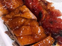 -香港新发烧腊茶餐厅(水围店)
