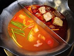 -湊湊火锅·茶憩(南京东路悦荟店)