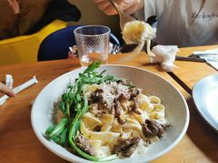 牛肝菌宽面-Money Shops(愚园路店)