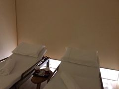 -常乐·对症推拿(绿地伊藤广场第77分店)