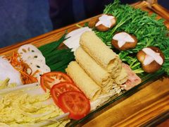 霸王海参花胶鸡-霸王虾·小龙虾香辣蟹(玉林店)