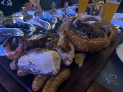 肉食联盟拼盘-Ambra Haus琥珀屋精酿餐厅(宝山店)