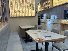 -花馬肆.云南过桥米线(汉神购物广场现场熬汤店)
