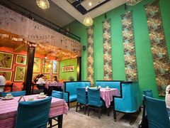 -香巴拉云南餐厅(华莱坞店)