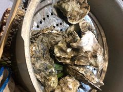 高压锅生蚝-琼大师东方烤乳猪(亚特兰蒂斯店)