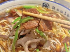 -镇南锅盖面馆(解放路店)