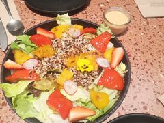 烤南瓜藜麦沙拉-La Terre乐田(万象城店)