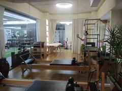 -简·无界健身工作室·运动康复·体态(石厦店)