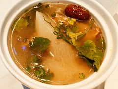 酸萝卜烤鸭汤-湖锦酒楼·31年地道湖北菜(黄鹤楼店)