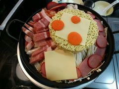 泡菜五花肉锅-炙韩料理·部队锅专门店