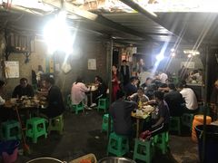 等位区-渝味黄姐火锅(黄泥村店)
