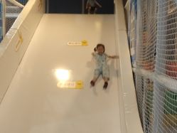 -多奇妙乐园·淘气堡·电玩·抓娃娃(海口吾悦店)