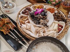 -土连锅·现熬养生汤锅(梁家巷店)