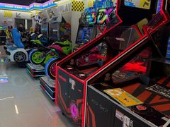 -爱玩嘉年华(龙湖曲江天街店)