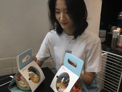 -UNI UNI(环亚凯瑟琳店)