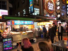 -六合夜市