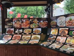 -湘力力小院·鱼汤泡饭(枫林路店)