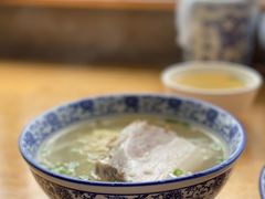 枫镇肉面-裕兴记·三虾面(西北街总店)