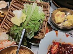 -草家酱蟹炭火烤肉店(珲春南路一店)