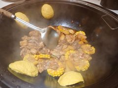 铁锅炖清远鸡-冰城焰会大丰收铁锅炖(萝岗万达金街店)