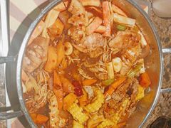 -御上皇三汁焖锅(薛城万达广场店)